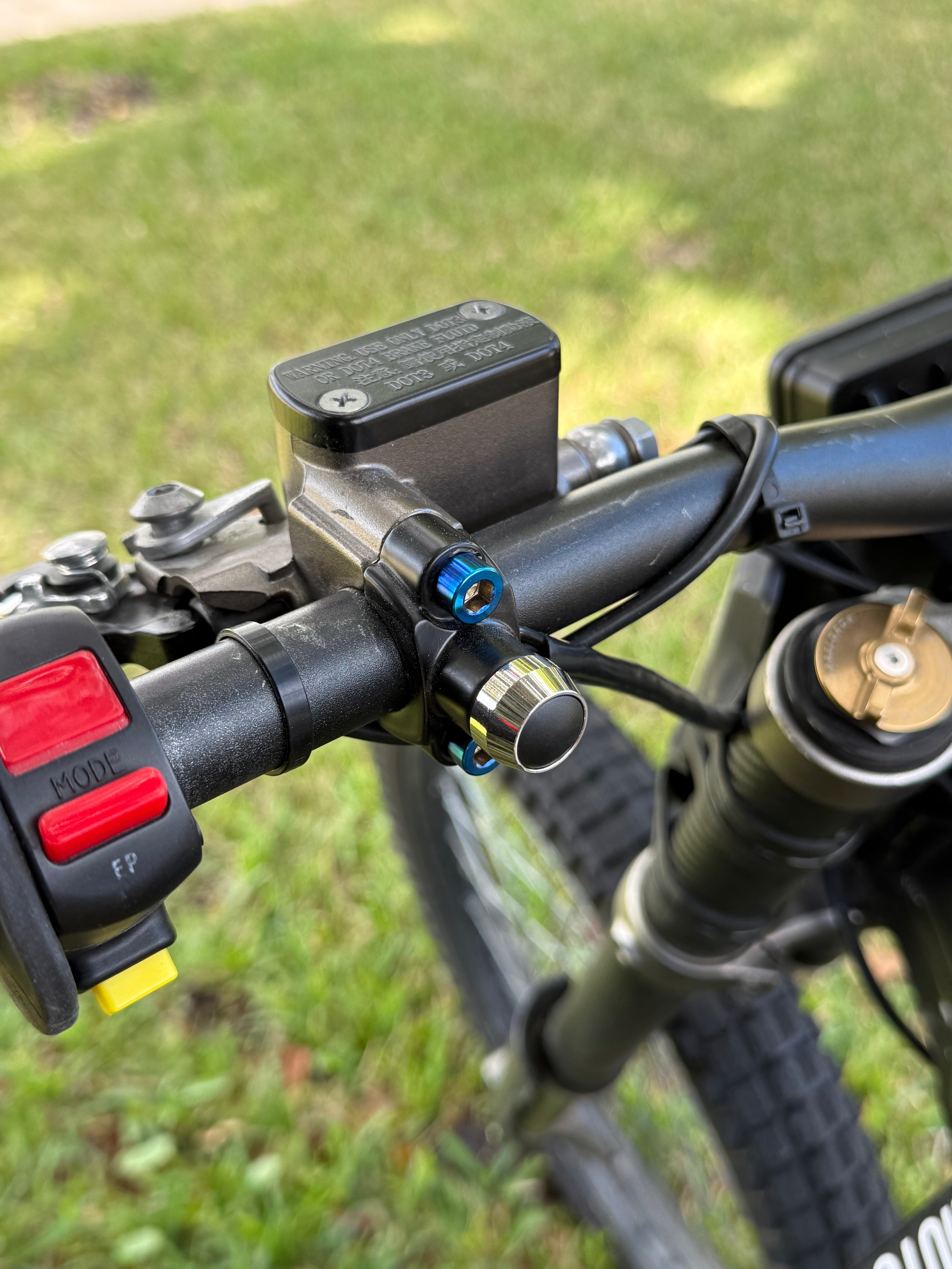 ultra bee brake bolts