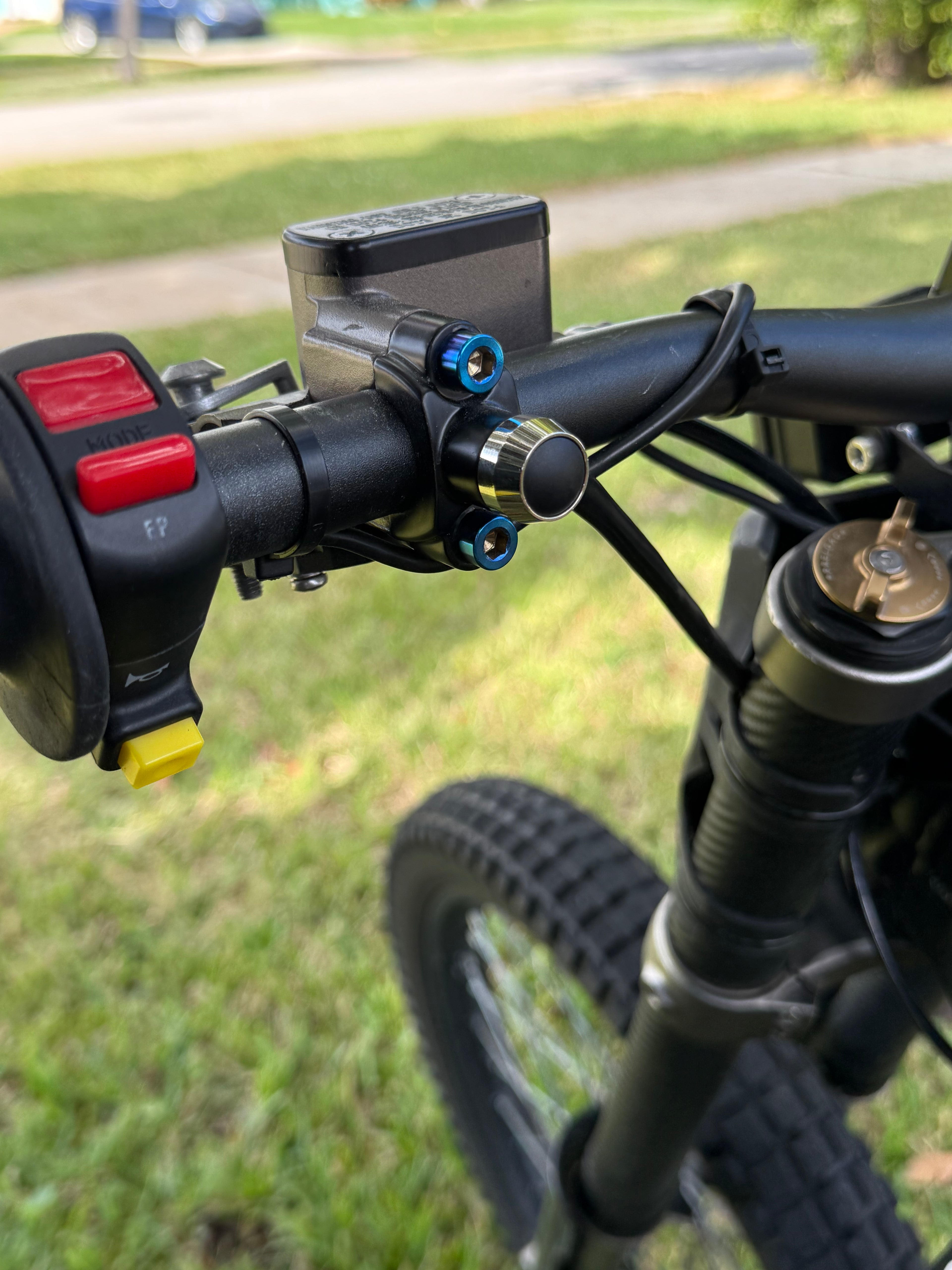 ultra bee brake bolts